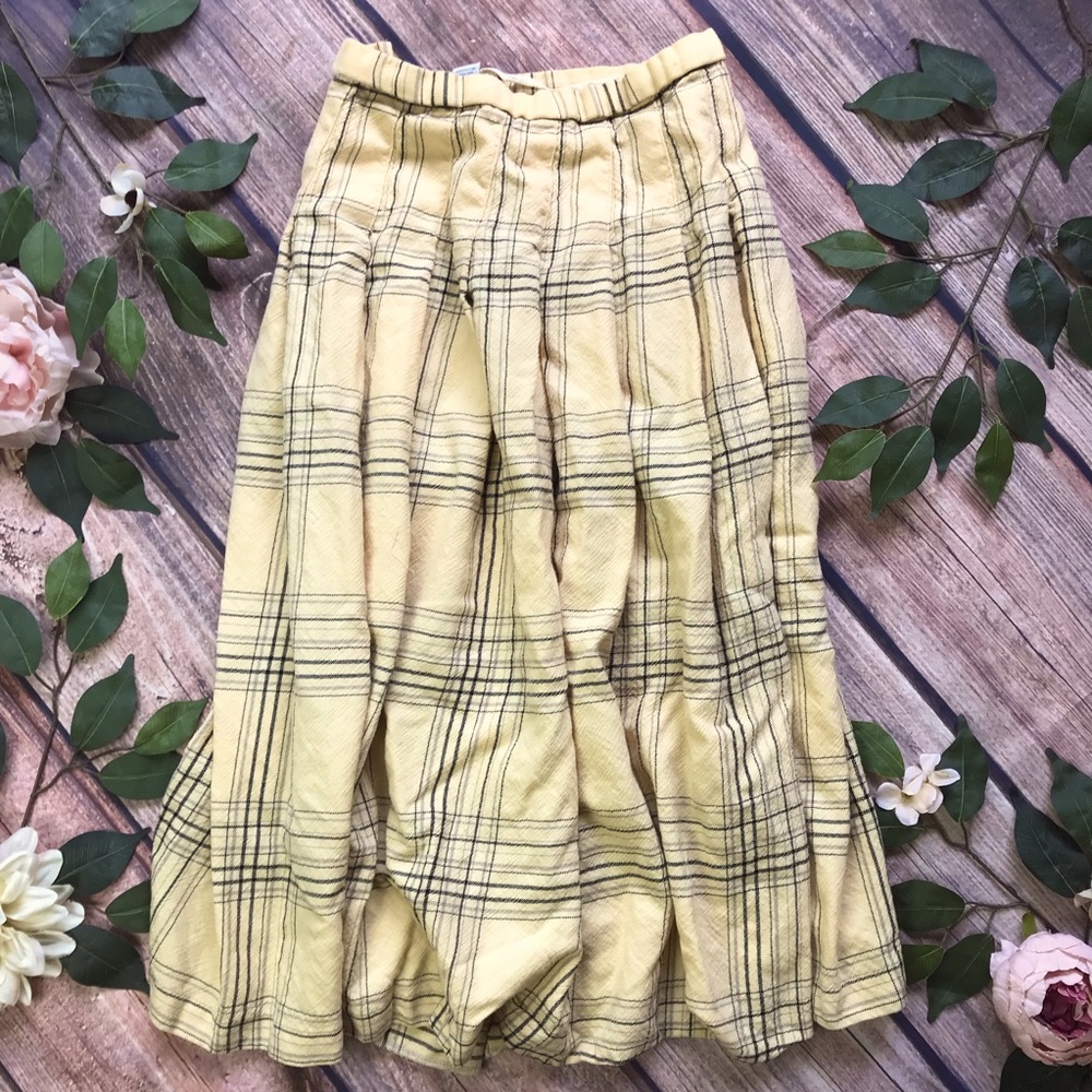 Pendleton Size 10 Pure New Virgin Wool Yellow Long Modest pleated Skirt